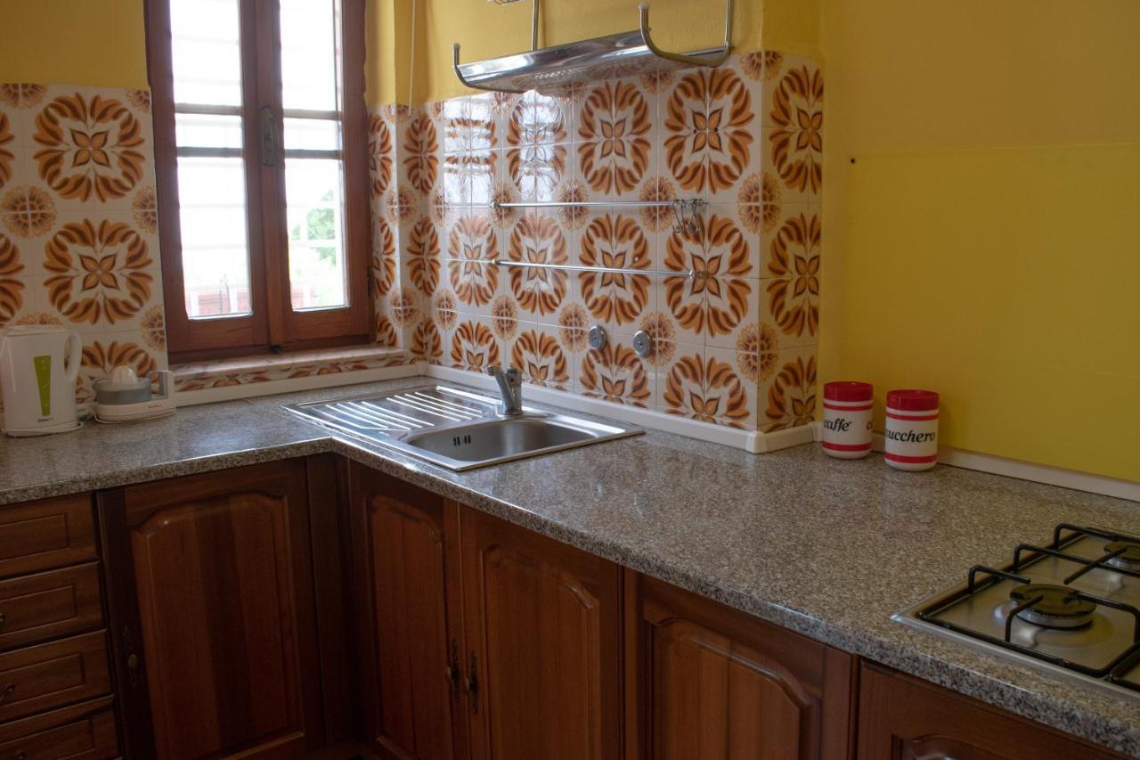 Casa Vacanze "Villa Severina" Iun R6166 R6692 カルボーニア エクステリア 写真