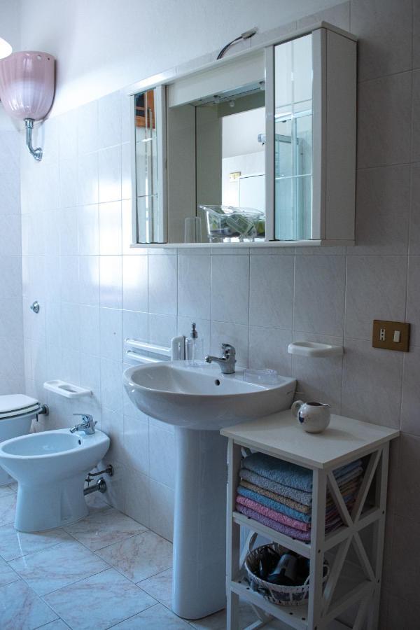 Casa Vacanze "Villa Severina" Iun R6166 R6692 カルボーニア エクステリア 写真