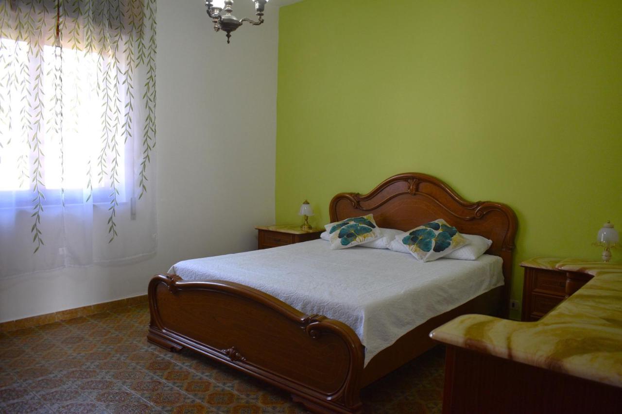 Casa Vacanze "Villa Severina" Iun R6166 R6692 カルボーニア エクステリア 写真